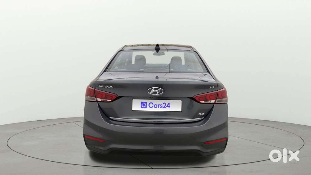 Hyundai Verna