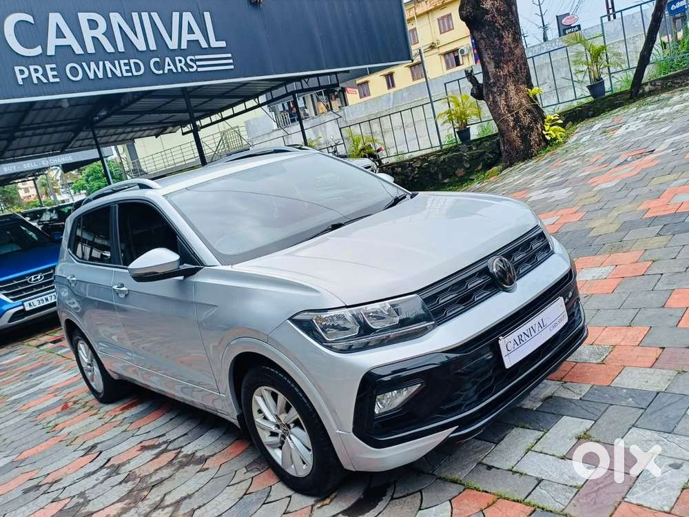 Volkswagen Taigun 1.0 Tsi Highline At, 2022, Petrol