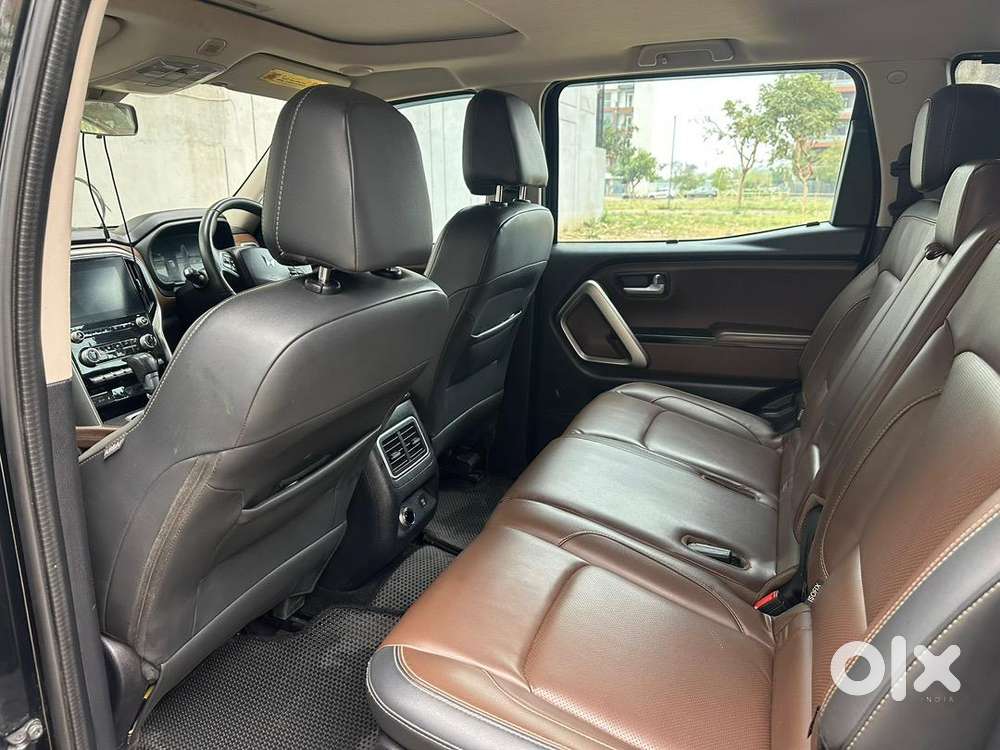 Scorpio N Z8l 4*4 At Diesel - Top Model