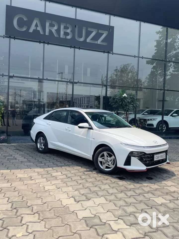 Hyundai Verna 1.5 Sx (o) Vtvt Ivt, 2025, Petrol