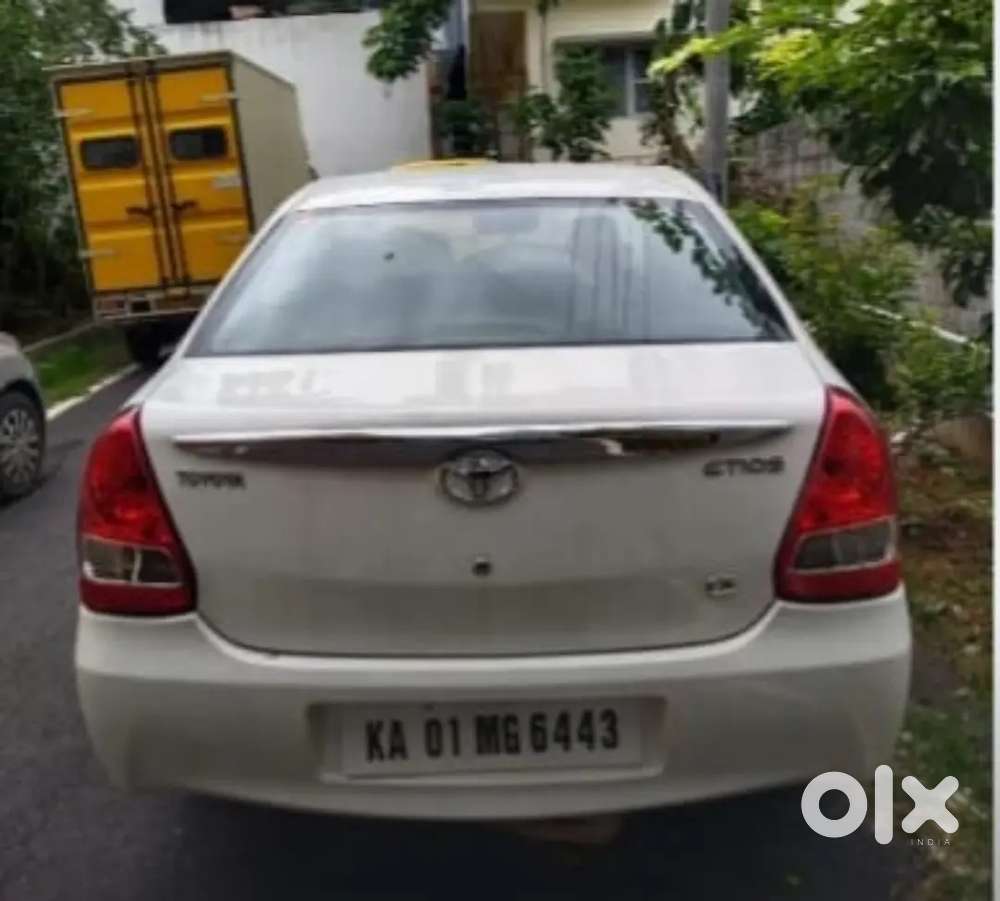 Toyota Etios 2011 Petrol Well Maintained