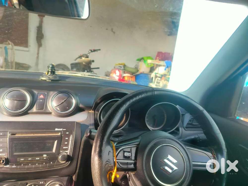 Maruti Suzuki Swift 2018 Petrol 100000 Km Driven