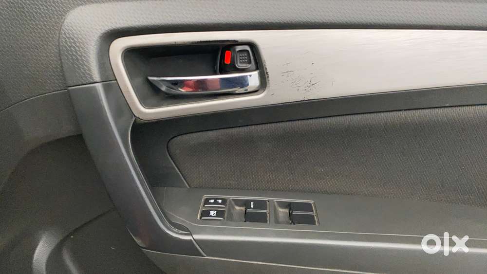 Maruti Suzuki Vitara Brezza Zdi, 2017, Diesel