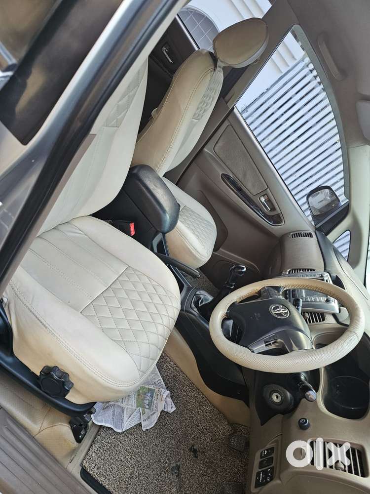 Toyota Innova 2.5 Z Diesel 7 Seater, 2014, Diesel