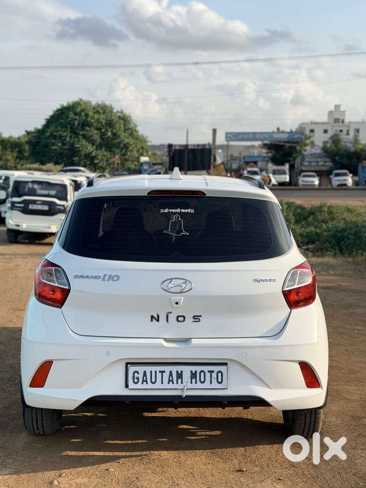 Hyundai Grand I10 Nios Sportz, 2022, Cng & Hybrids