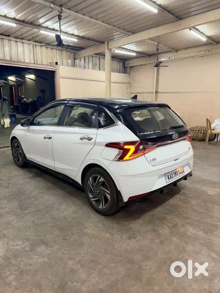 Hyundai New i20 1.5 Asta 2021 sunroof push button