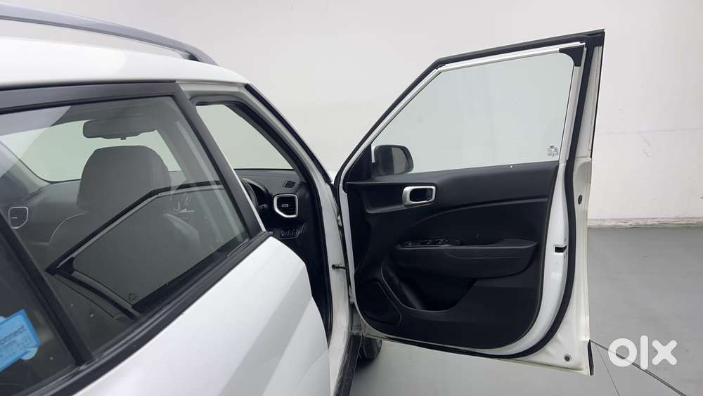 Hyundai Venue 1.0 Sx (o) Turbo Dct, 2022, Petrol