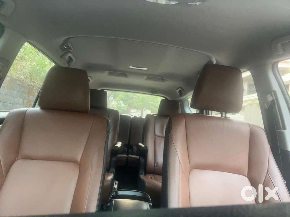 Toyota Innova Crysta 2018 Diesel Well Maintained