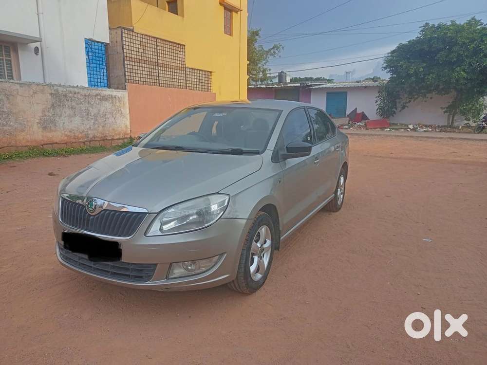 Skoda Rapid Diesel 2013 Year