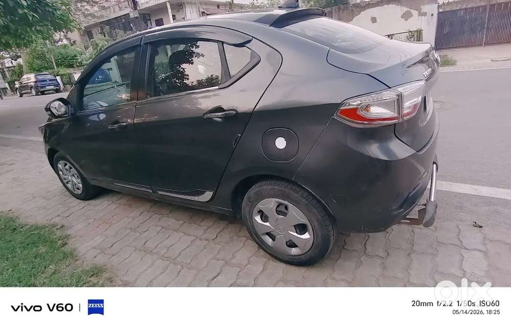 Tata Tigor 2022 Petrol 35500 Km Driven