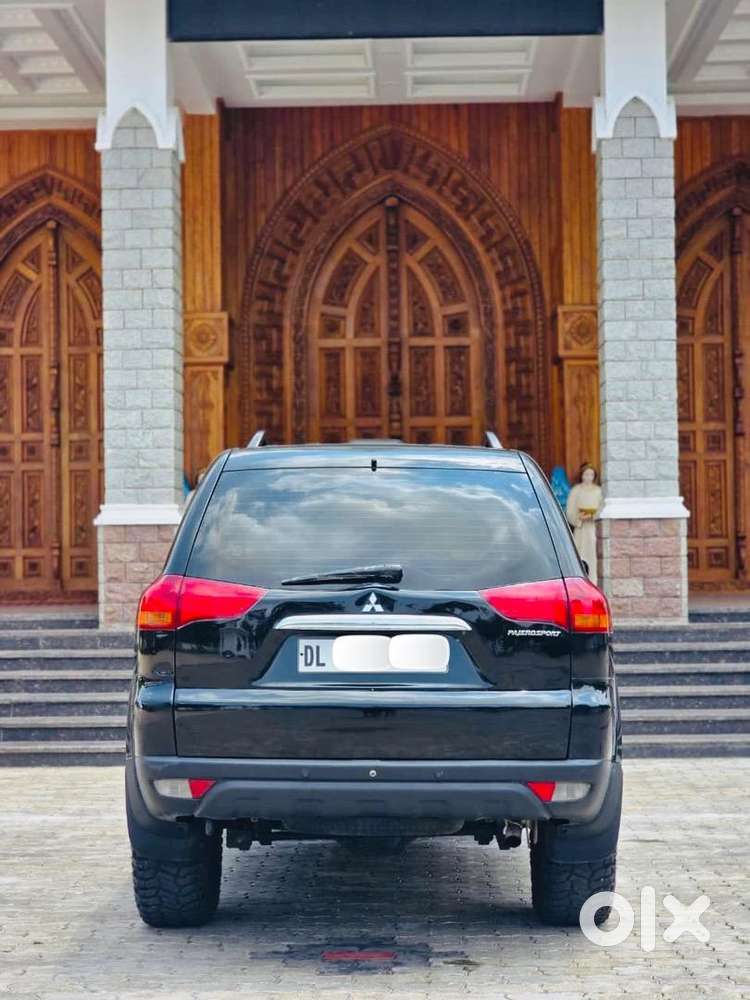 Mitsubishi Pajero Sports 4x4 For Sale