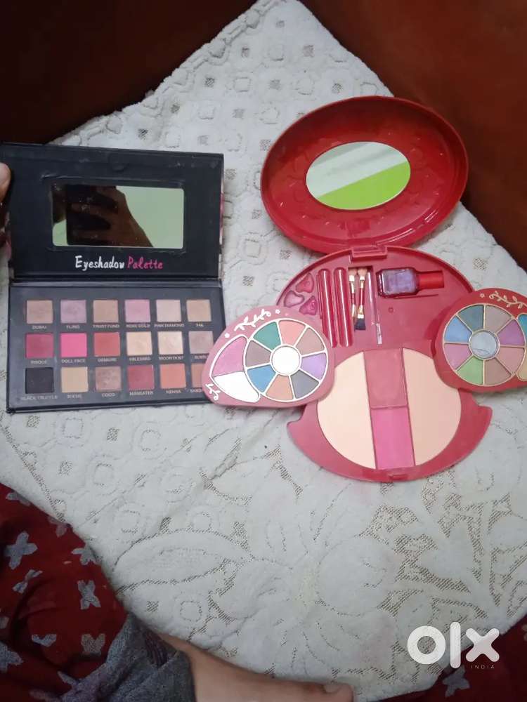 Eye shadow palette and makeup kit, combo offer