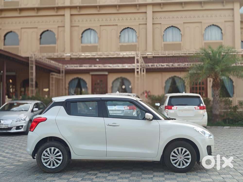 Maruti Suzuki Swift 2018 Amt Vxi, 2021, Petrol