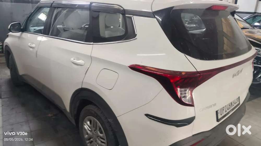 Kia Carens G 1.5 2025 Manual Cng 12000 Km