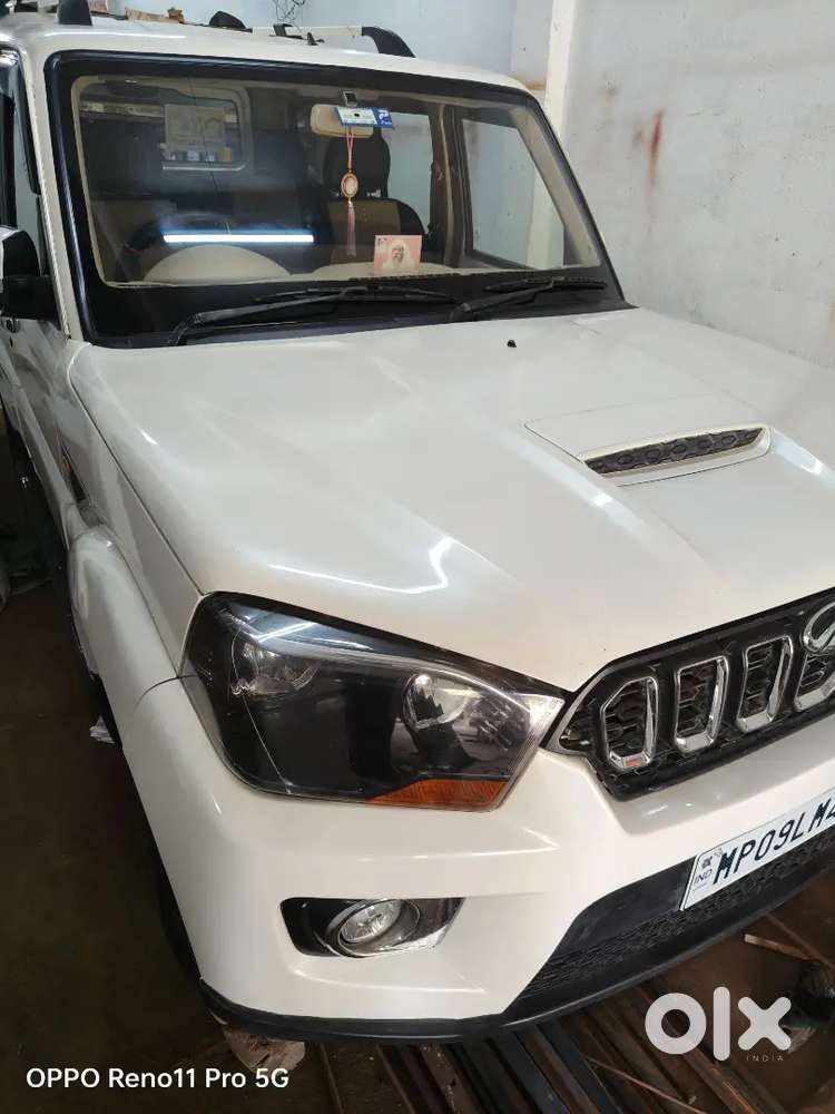 Mahindra Scorpio 2005