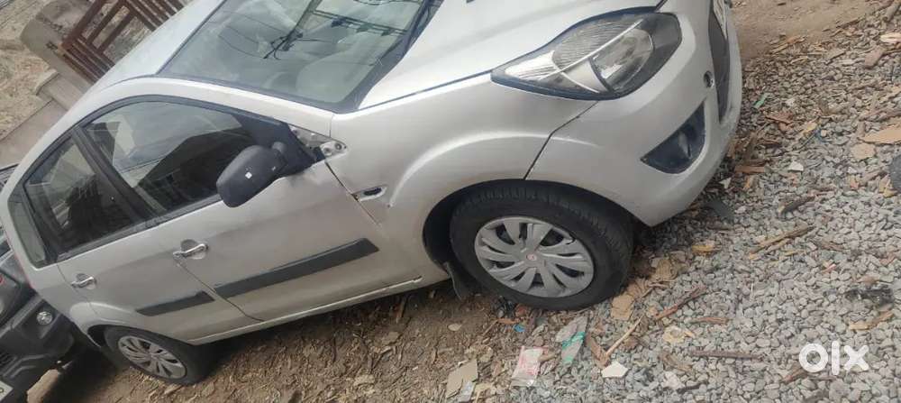 Ford Aspire Titanium Blu 2010