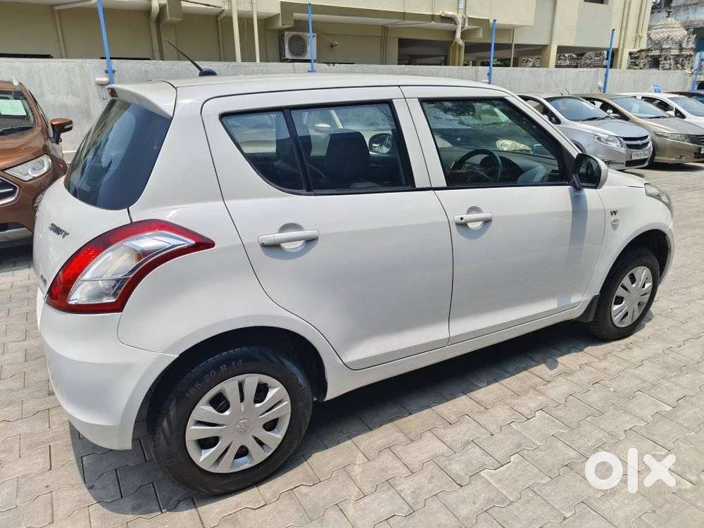 Maruti Suzuki Swift Vxi, 2015, Petrol
