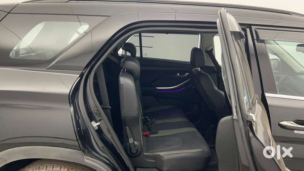 Hyundai Alcazar 1.5 Tdct Signature (o) 7s Petrol, 2023, Petrol