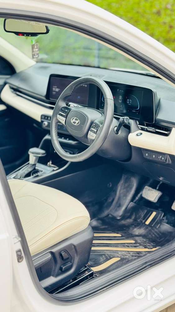 Hyundai Verna, 2023, Petrol