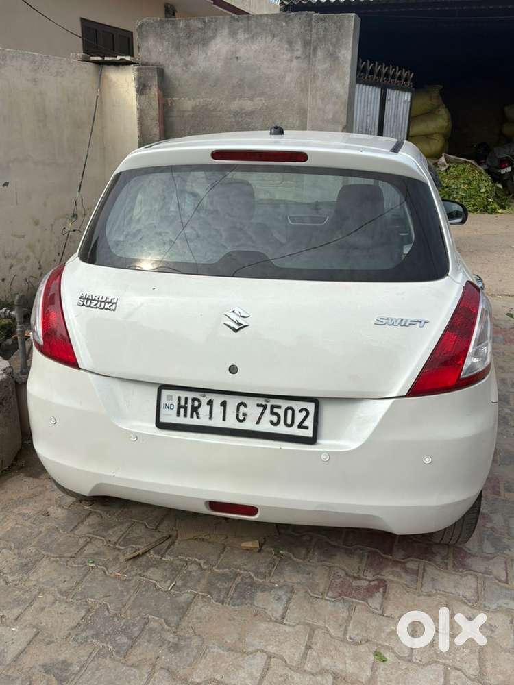 Maruti Suzuki Swift 2015 Petrol 2 Owner All Orignal Car
