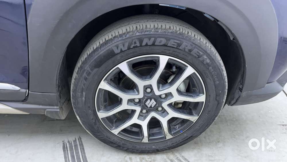 Maruti Suzuki Xl6 1.5 Alpha Mt, 2023, Petrol