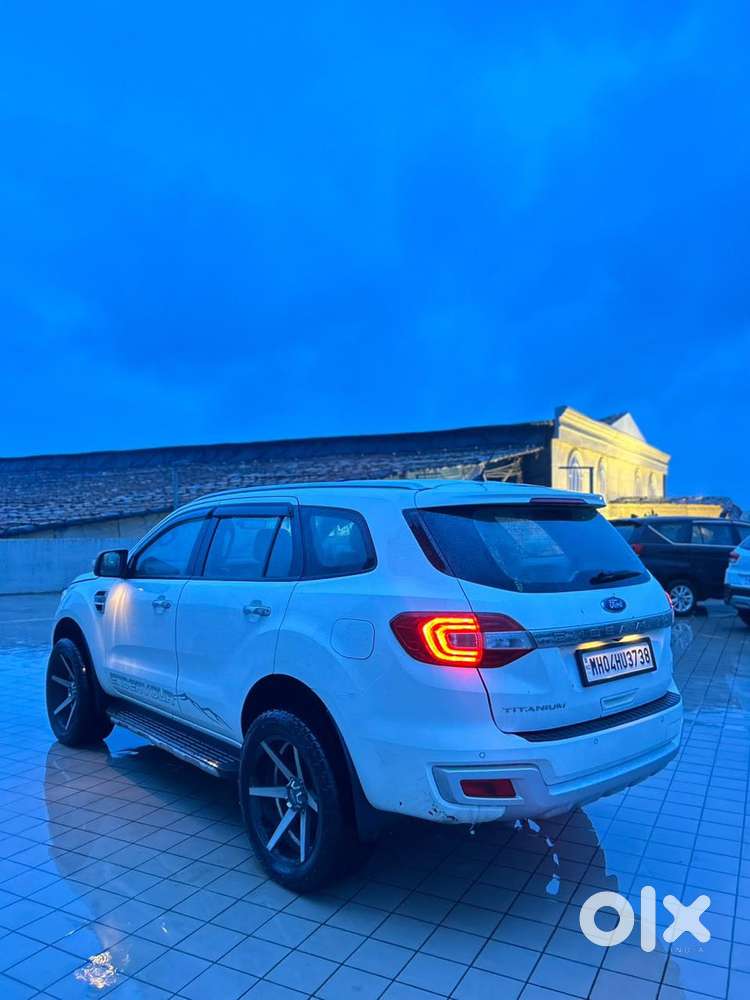 Ford Endeavour 3.2 Titanium Plus 4x4 At, 2016, Diesel