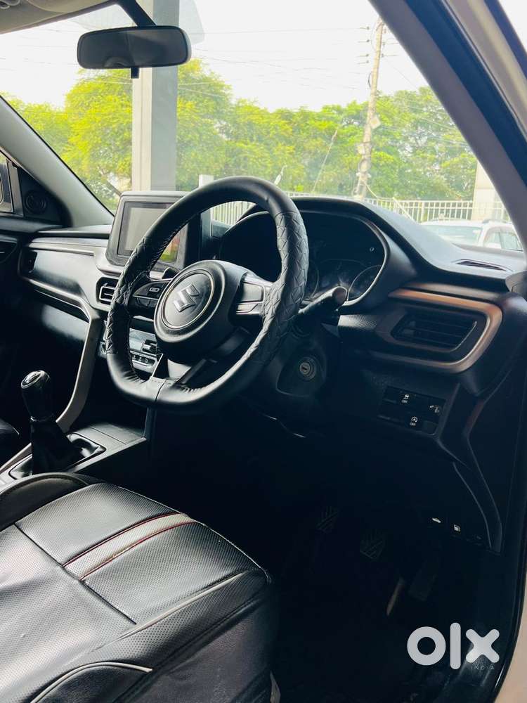 Maruti Suzuki Brezza 1.5 Vxi Smart Hybrid, 2022, Petrol