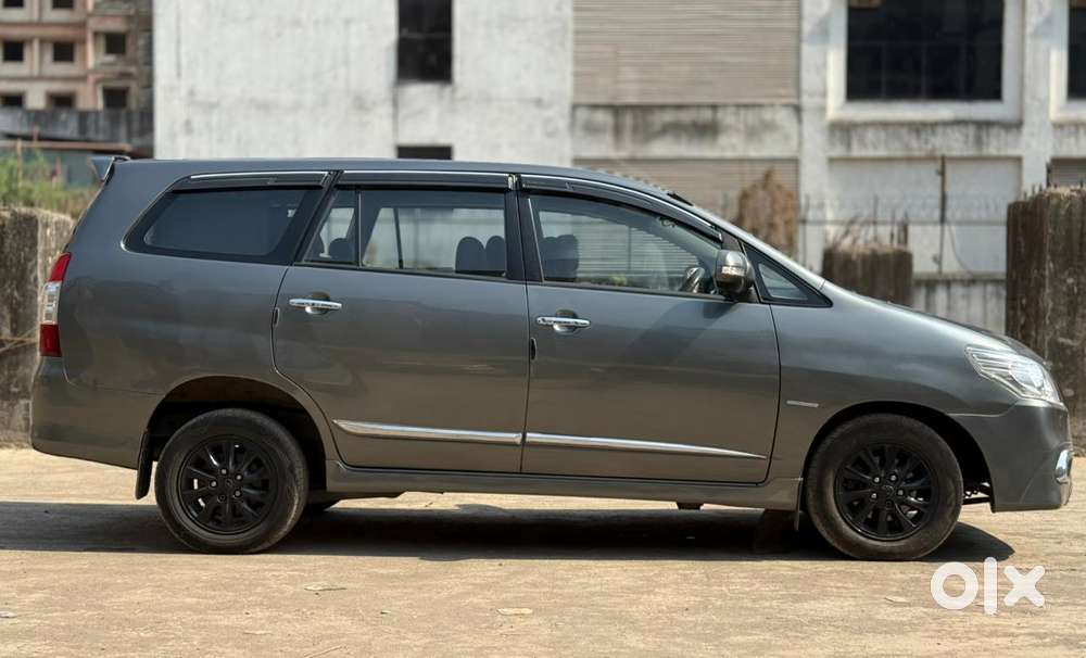 Toyota Innova 2.5 V 8 Str, 2014, Diesel