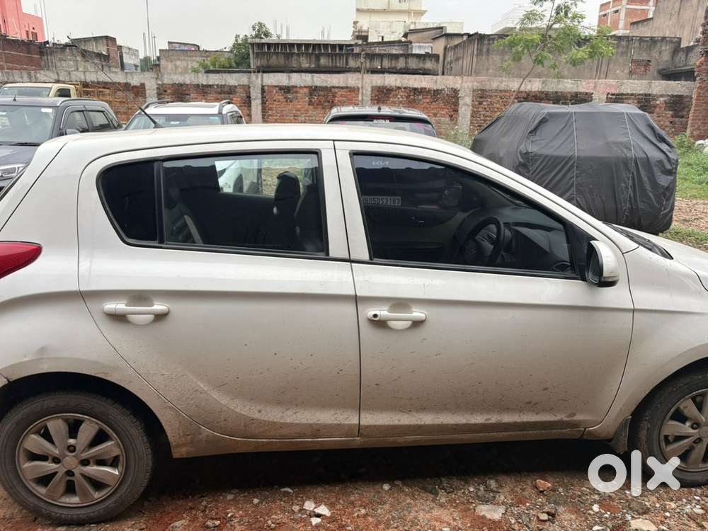 Hyundai I20 Diesel Manual 2012