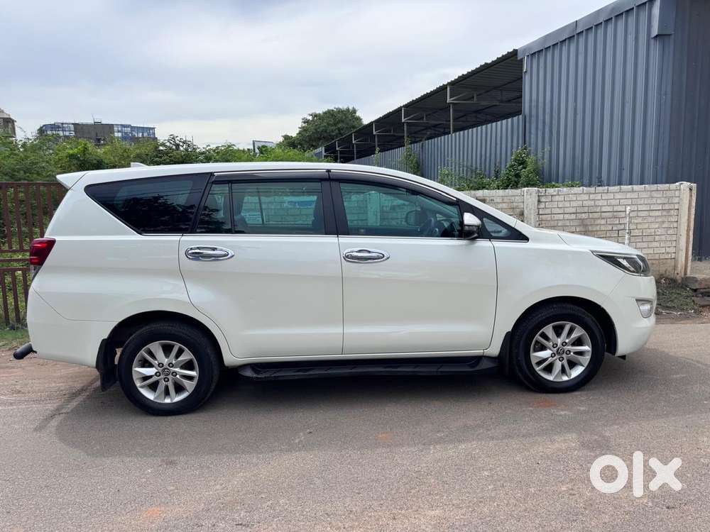 Toyota Innova Crysta 2.4 V 7 Str, 2018, Diesel