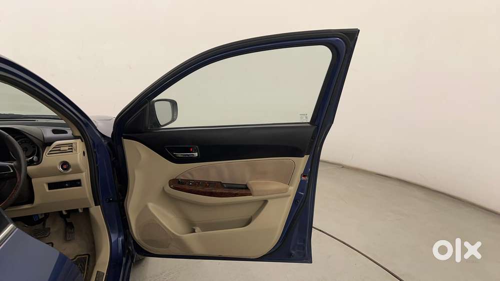 Maruti Suzuki Dzire 1.2 Zxi Plus Amt, 2017, Petrol