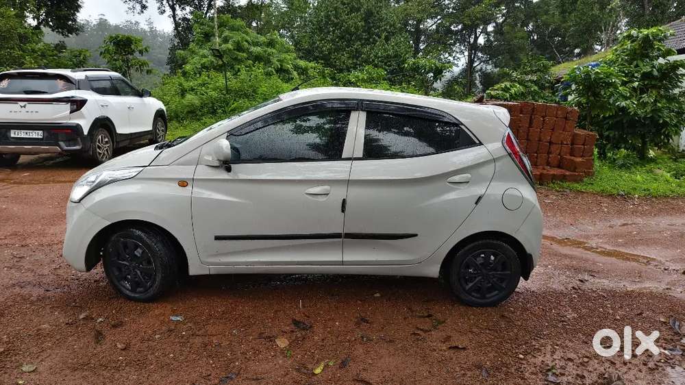 Hyundai Eon Magna+ 2013 Petrol
