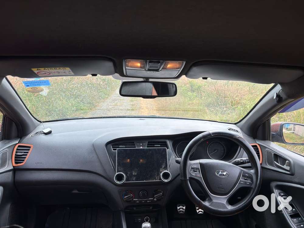 Hyundai I20 Active 2017 Petrol 89000 Km Driven