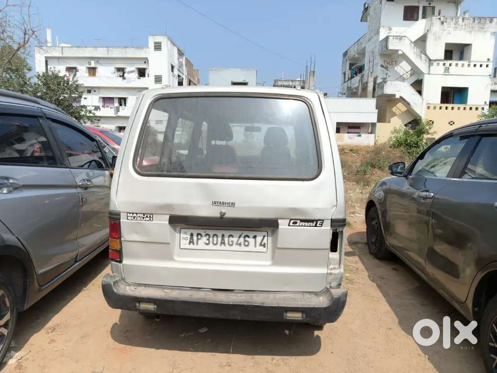 Maruti Suzuki Omni 2017 Petrol 50000 Km Driven