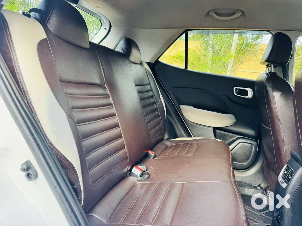 Hyundai Venue, 2023, Petrol