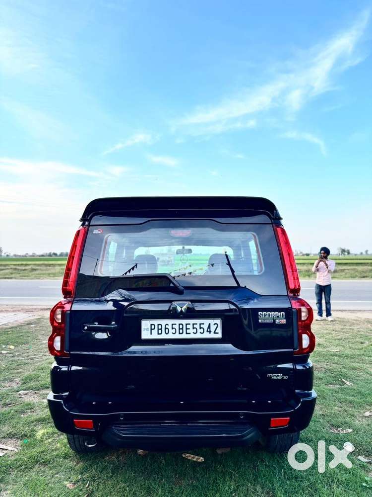 Mahindra Scorpio 2023 Diesel 35800 Km Driven