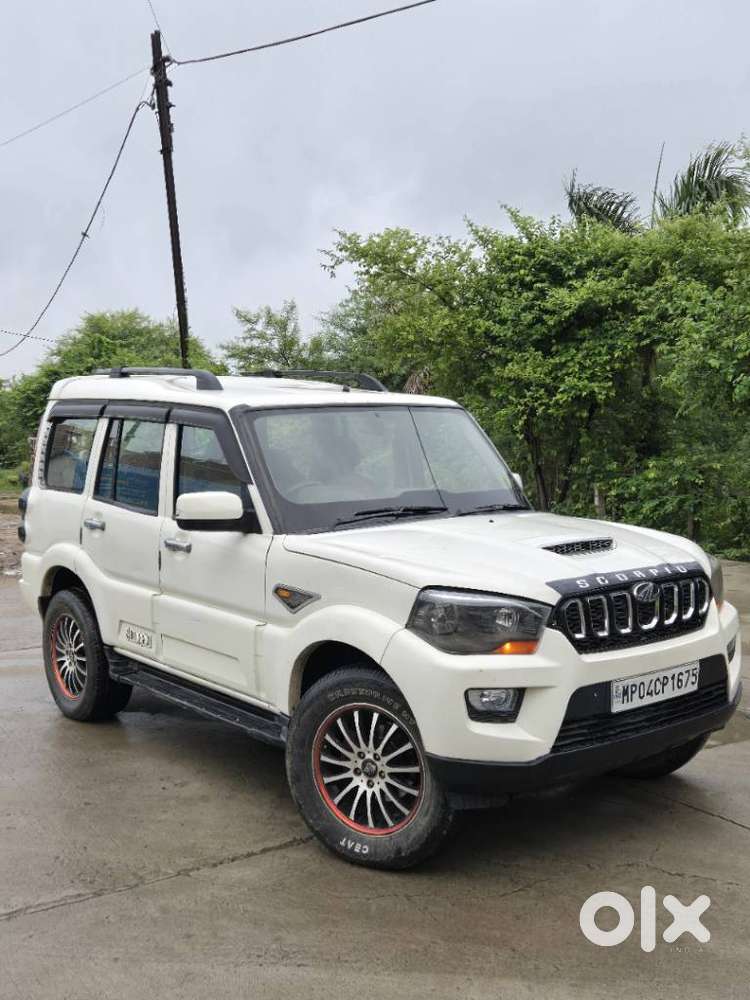 Mahindra Scorpio S6 Plus, 2015, Diesel