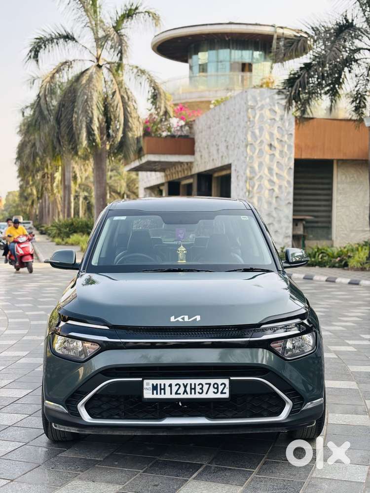 Kia Carens G1.5 6mt Gravity, 2024, Petrol