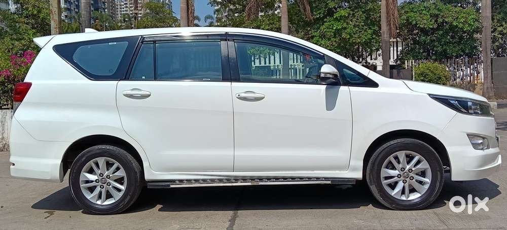 Toyota Innova Crysta G 8 Str, 2016, Diesel