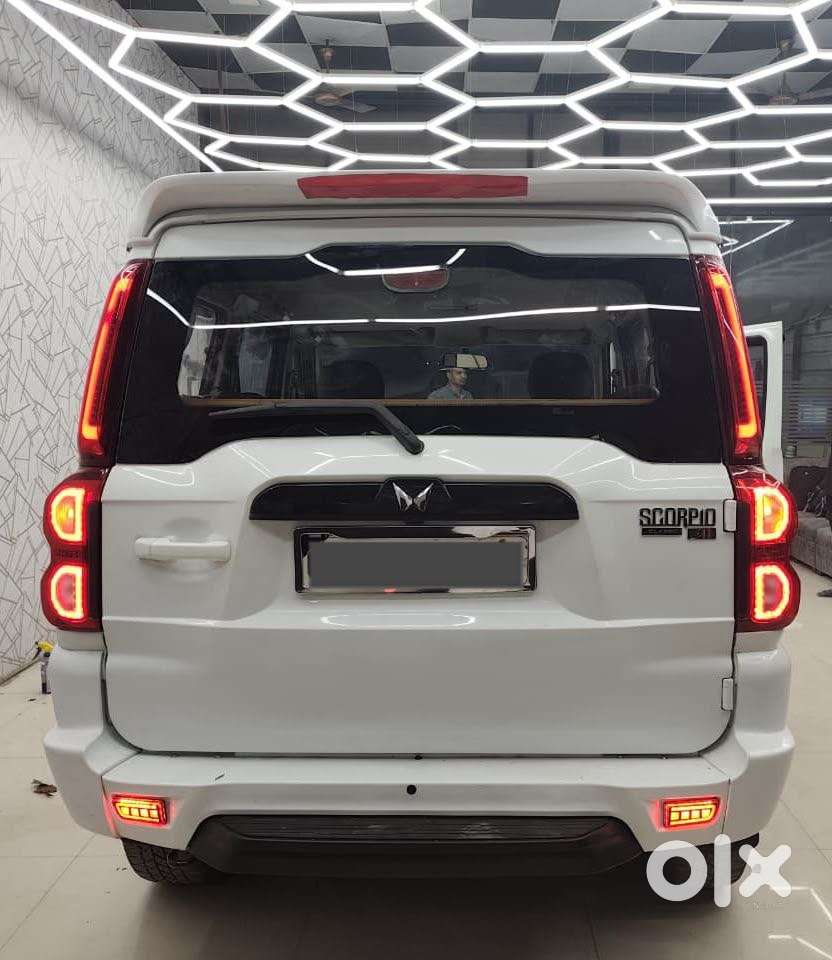 Mahindra Scorpio Vlx 2wd Abs At Bsiii, 2014, Diesel