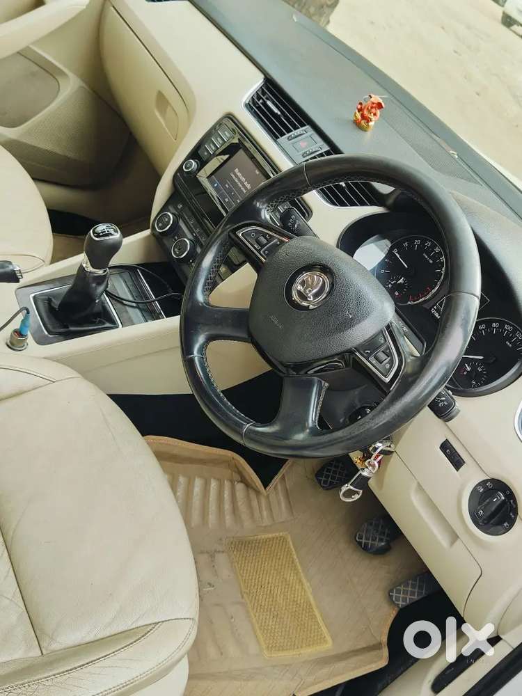 Gadi 1 Owner Jevi Condition Ma Che 2013 Owner 4 Diesel