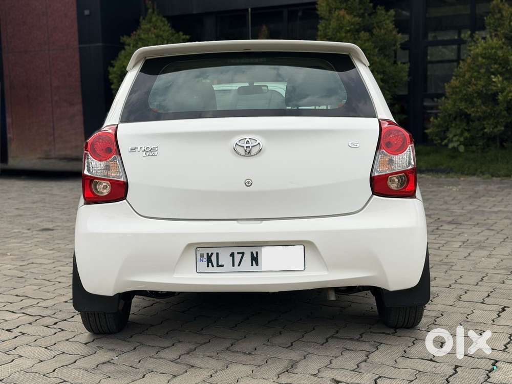 Toyota Etios Liva G Xclusive Edition, 2016, Petrol