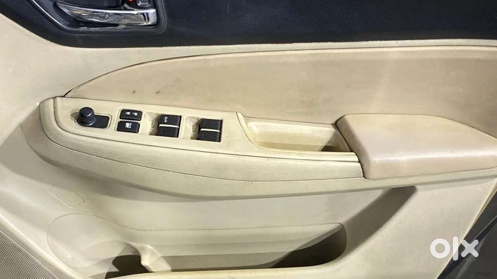 Maruti Suzuki Dzire 2017-2020 Vdi, 2017, Diesel