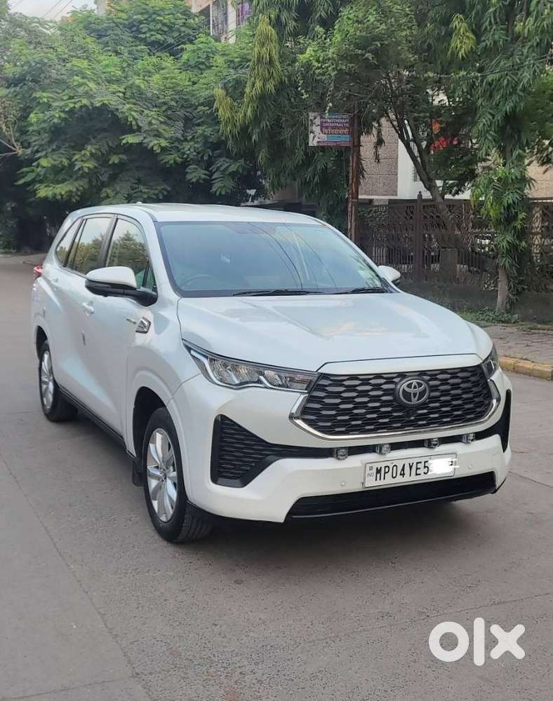 Toyota Innova Hycross 2.0 Vx Hybrid 8 Str, 2024, Petrol