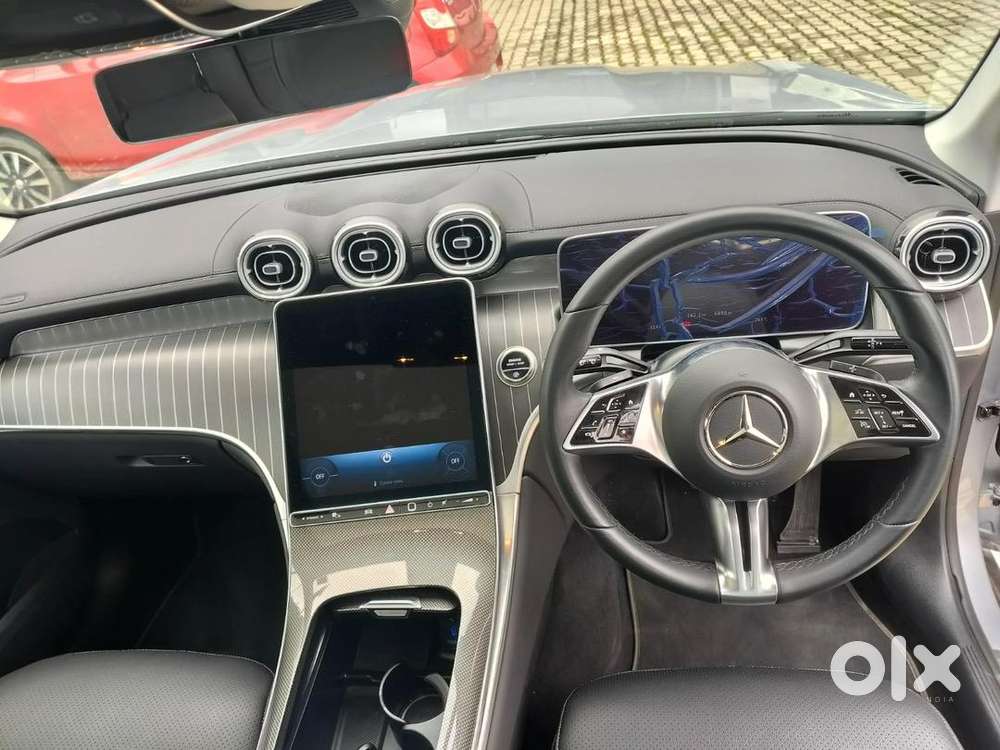 Mercedes-benz Glc 2025 Petrol Well Maintained