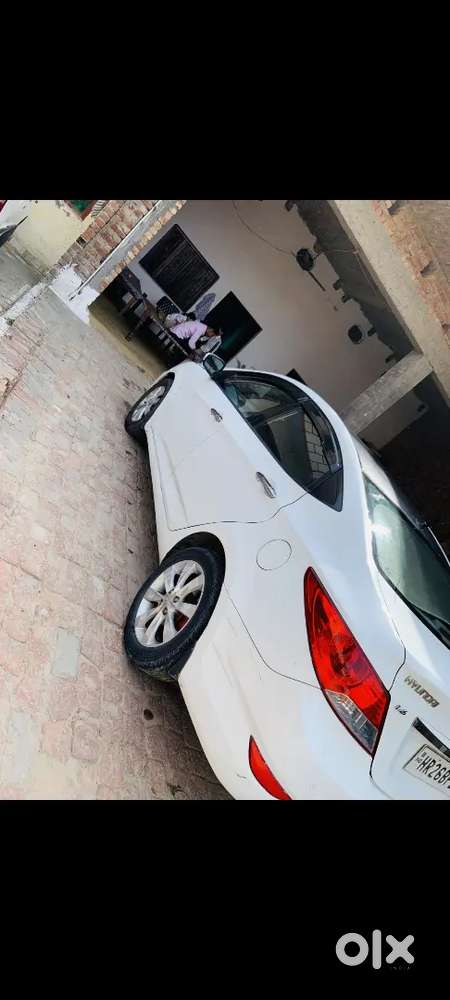 Hyundai Fluidic Verna 2011 Car