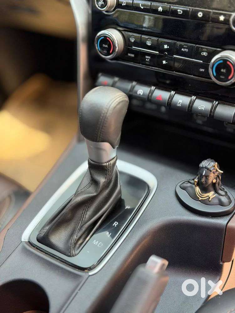 Mahindra Scorpio N Z8 Petrol At 7 Str, 2024, Petrol