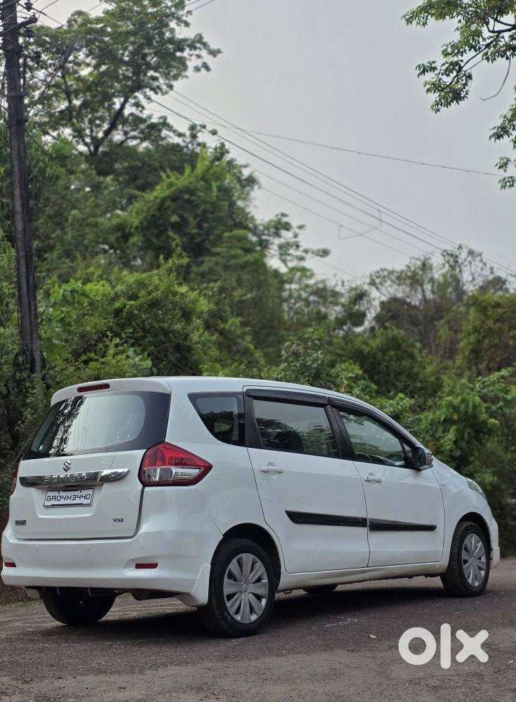 Maruti Suzuki Ertiga Vxi Shvs, 2017, Petrol
