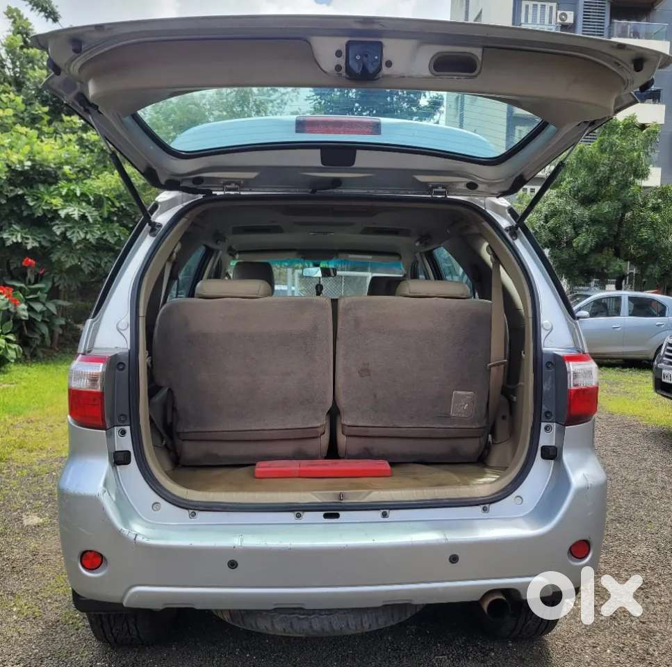 Toyota Fortuner, 2011, Diesel