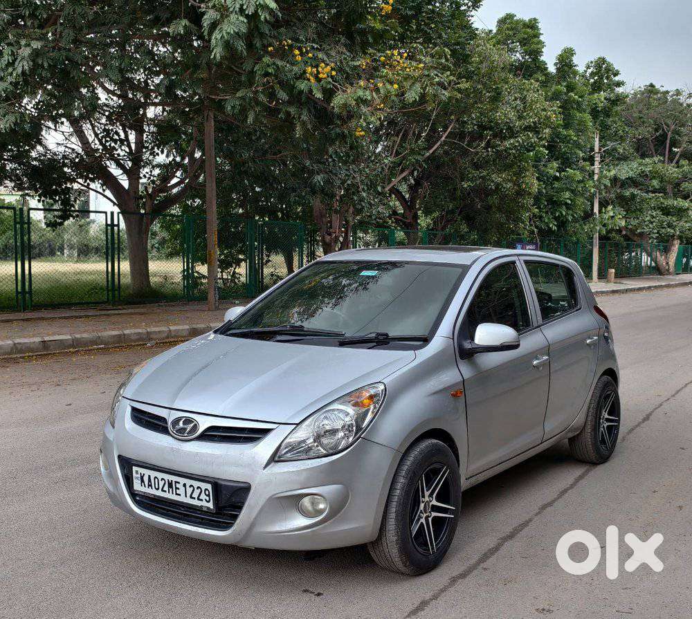 Hyundai I20 Asta 1.4 (o), With Sunroof Diesel, 2010, Diesel